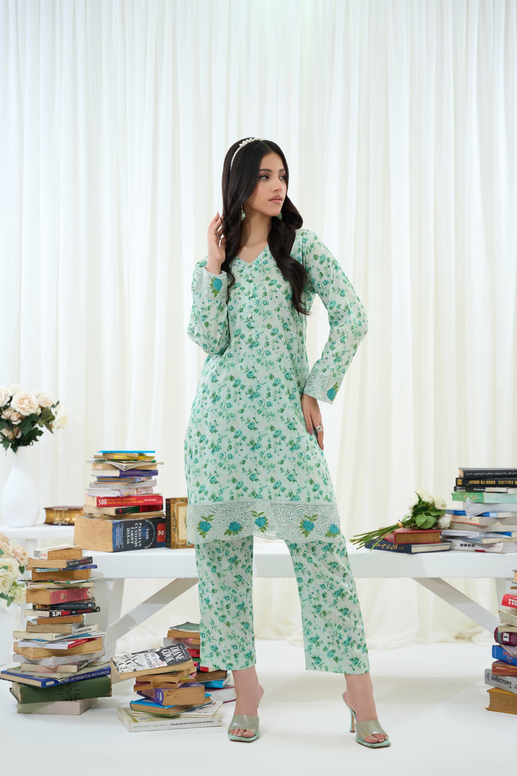 Breeze Edits Embroidered Collection – D04