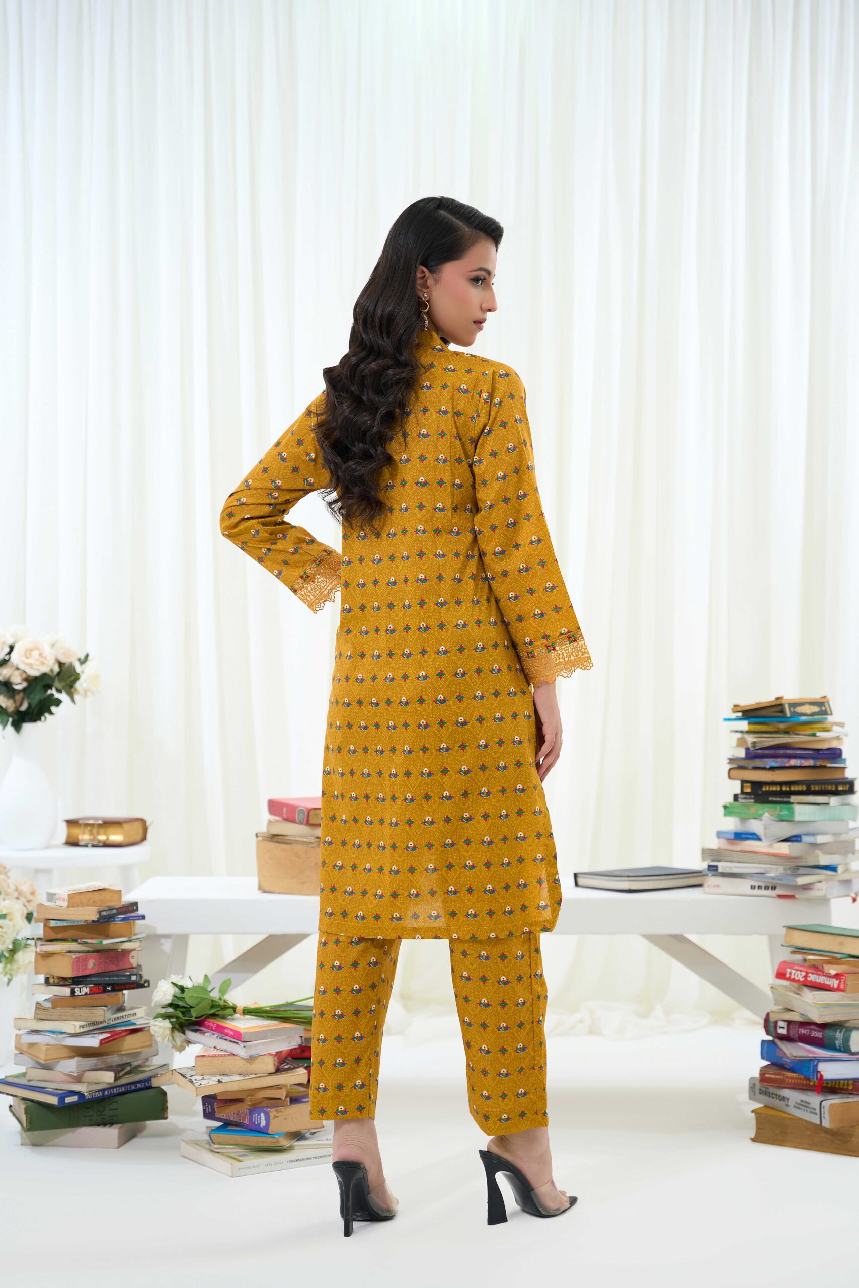 Breeze Edits Embroidered Collection – D06