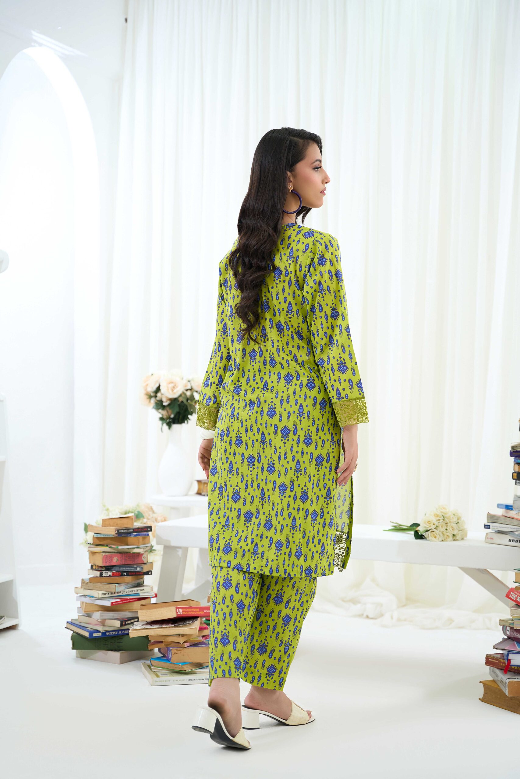 Breeze Edits Embroidered Collection – D10