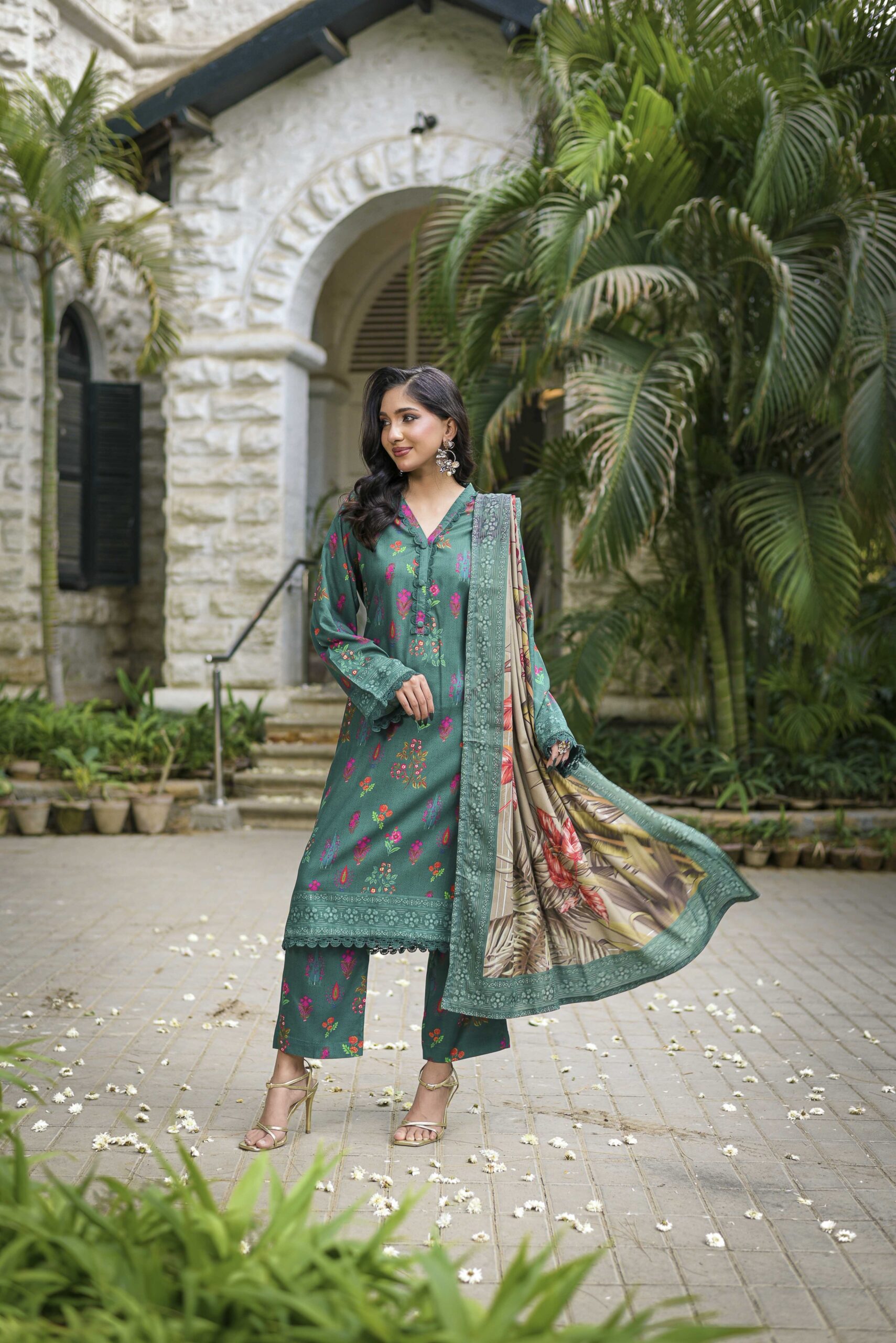 Wintertide Pret’25 Linen Edition – D05