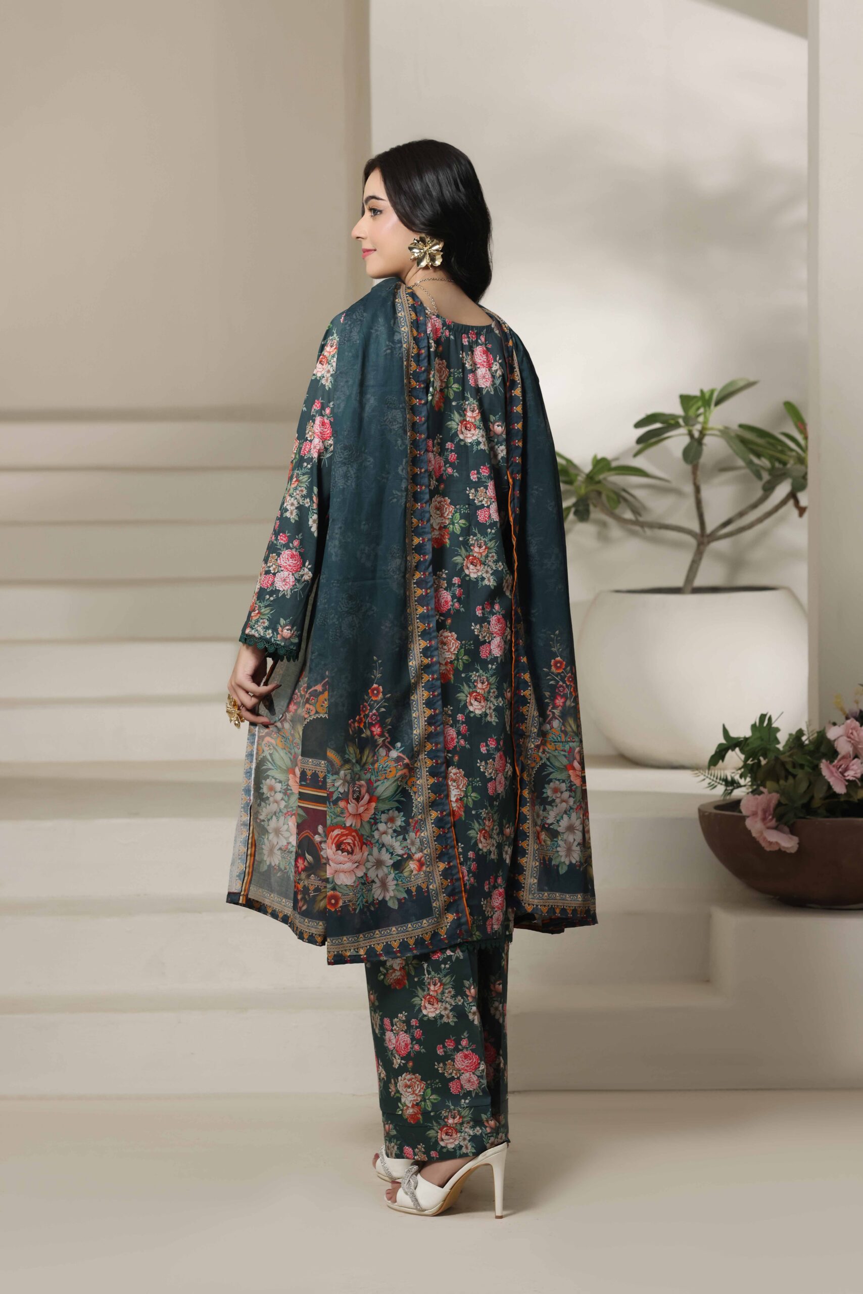 Festive Embroidered Collection Vol’4 – D05