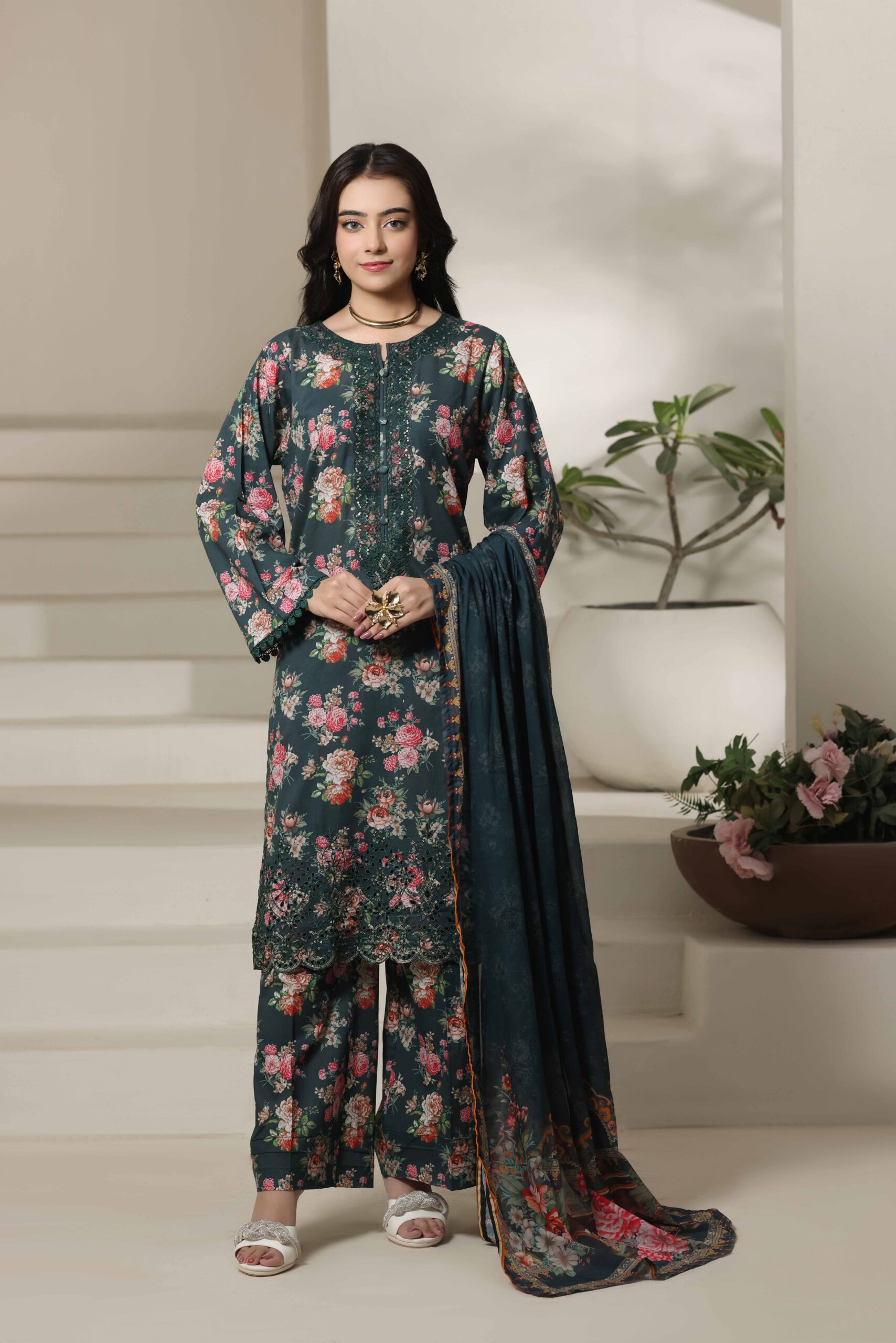 Festive Embroidered Collection Vol’4 – D05